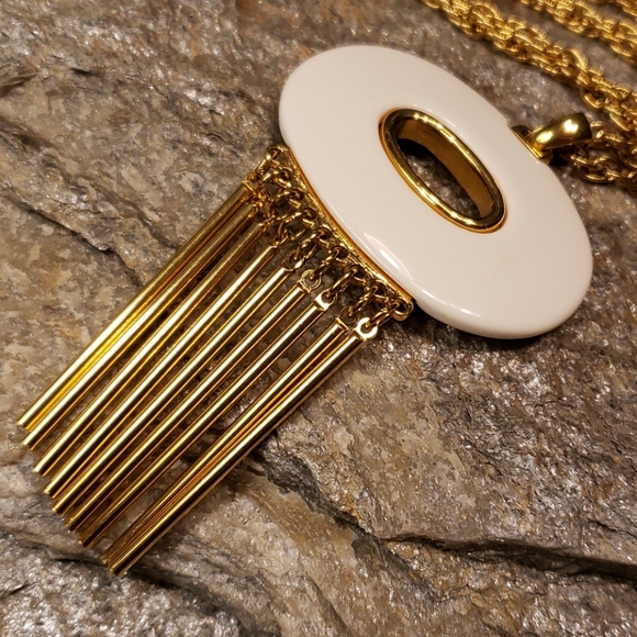 Vtg Kenneth Lane KJL Lucite Gold Tassle Necklace - Picture 11 of 14